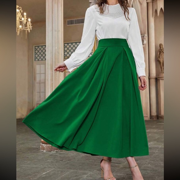 Luxe high waisted pleated flare maxi skirt - Picture 2 of 6